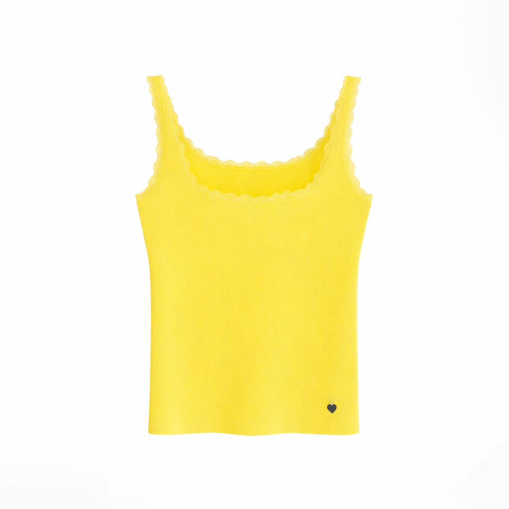 Camisola canelada com detalhes em renda e pendente em forma de coração da Vê-o Studio