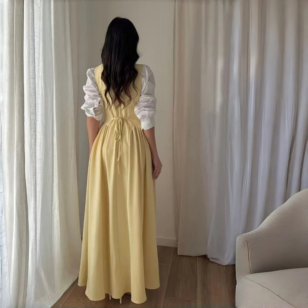 Vê-o Estúdio｜Vestido Maxi Elegante Sem Mangas com Detalhe Franzido