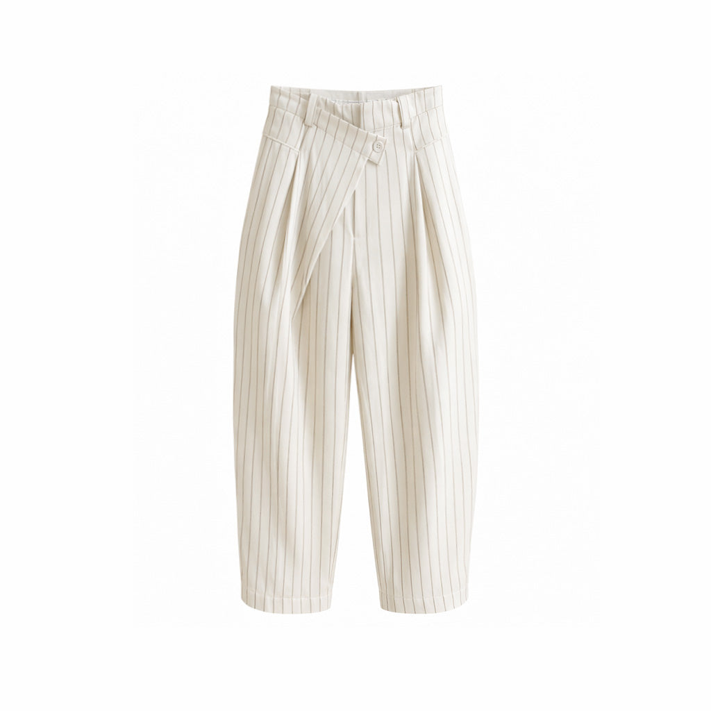 Calça cropped assimétrica de cintura subida com risca de giz Vê-o Dailly